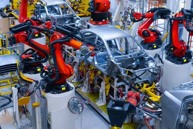 Otomotiv Devi Turkiye Den Cekildi