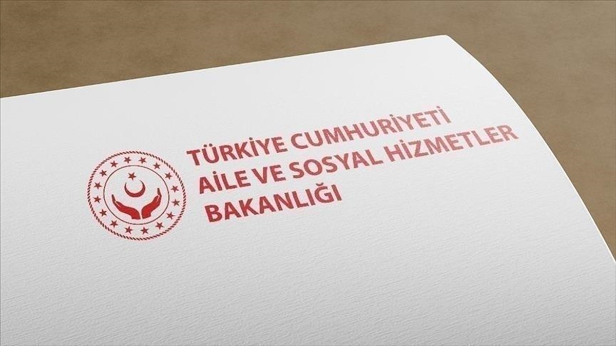 Aile Ve Sosyal Hizmetler Bakanlığı Dijital Mecrada Çocuklara Yönelik 450 Zararlı Içeriğe 