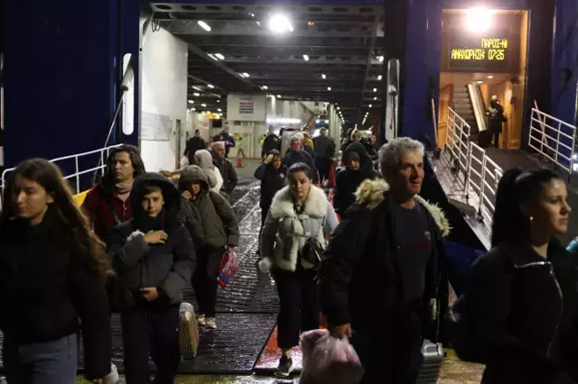 Deprem Firtinasindan Kacis Tahliyeler