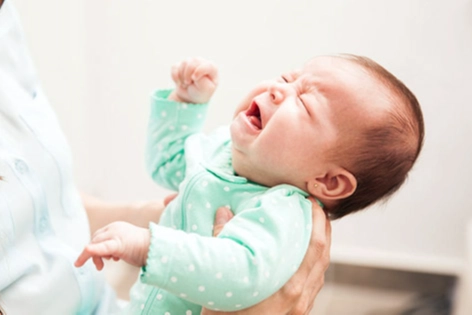 Bebeklerde Reflüye Dikkat! Bebeklerde Reflü Nedir?