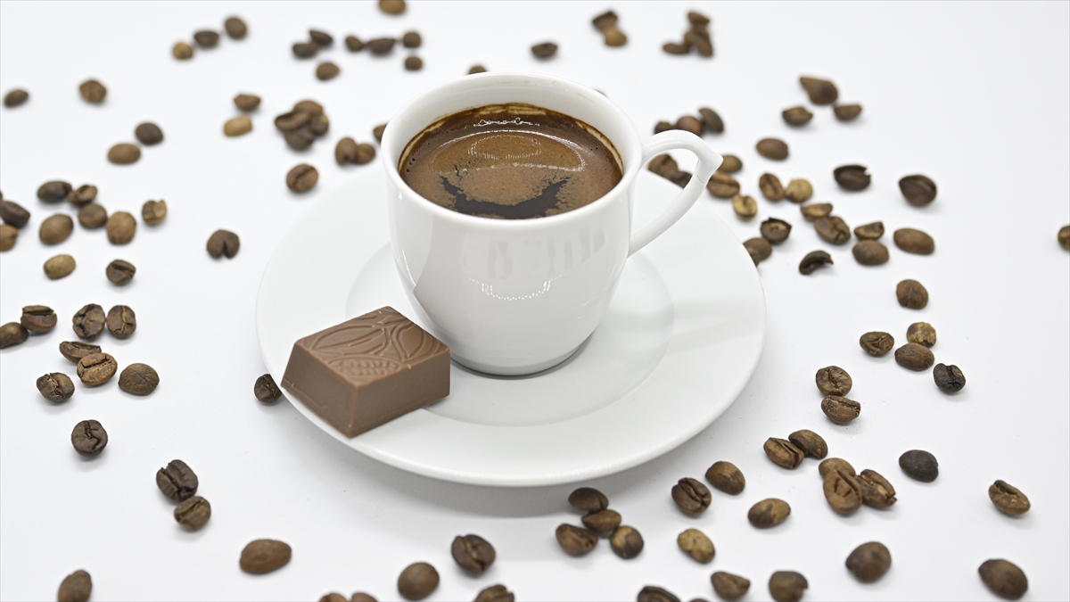 Kahve Fiyatları Rekor Seviyeyi Gördükten Sonra Yüzde 10'Un Üzerinde Geriledi