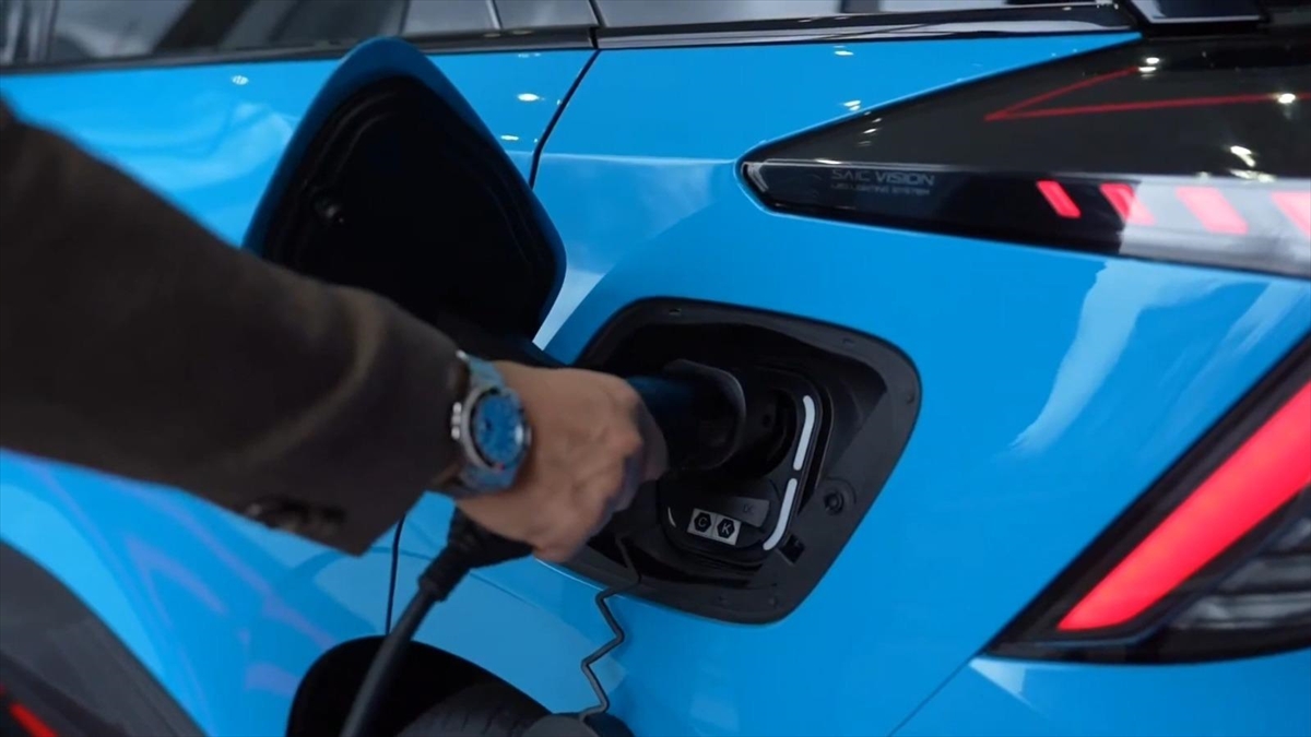 Türkiye'de Elektrikli Araç Şarj Istasyonu Sayısı 11 Bini Aştı