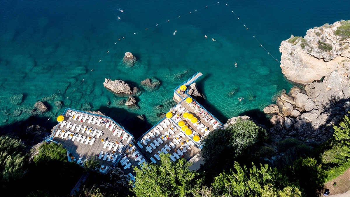 Antalya'nın 5 Falez Plajı Mavi Bayrak Almaya Hak Kazandı 1