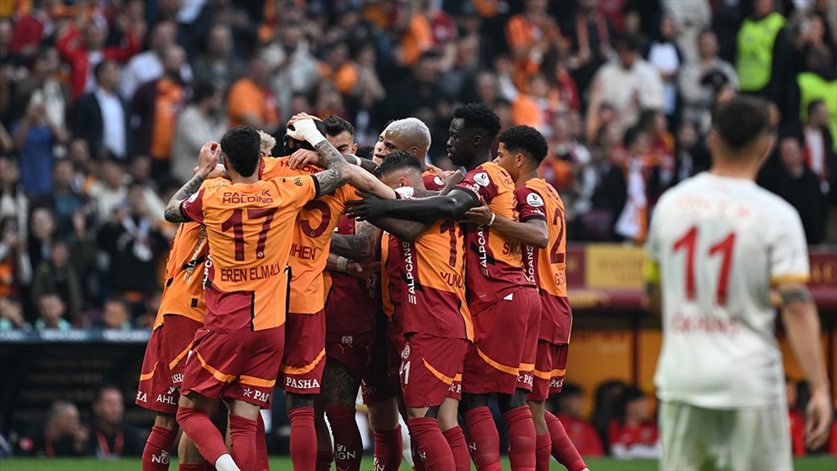 Duran Top Organizasyonları Galatasaray'a Şampiyonluğu Getirdi