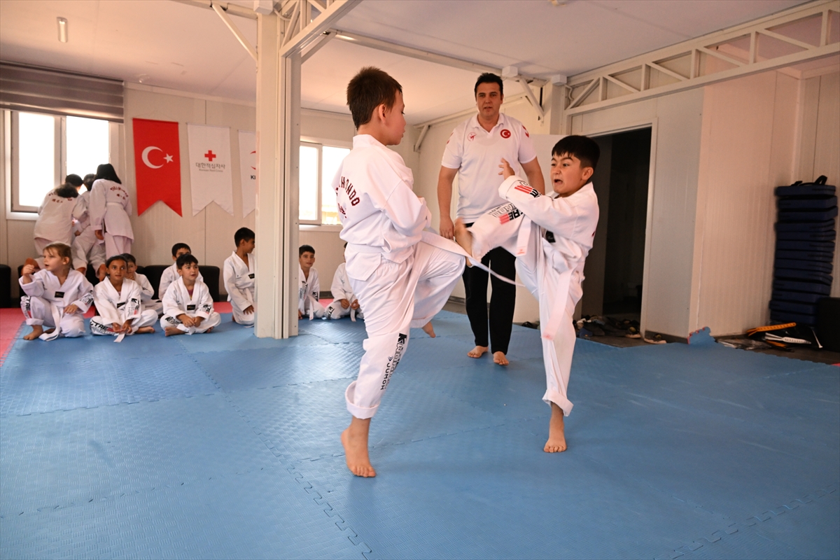 Depremzede Çocuklar Tekvando (4)