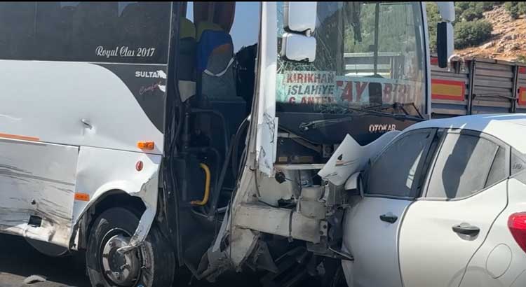 Hatay Gaziante Otobüs Kazası (2)