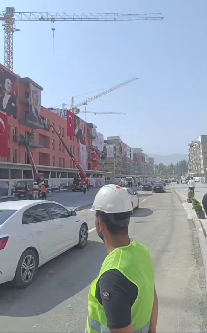 Hatay Santiye Bakan Ziyareti Sonrasi Bosaldi (3)