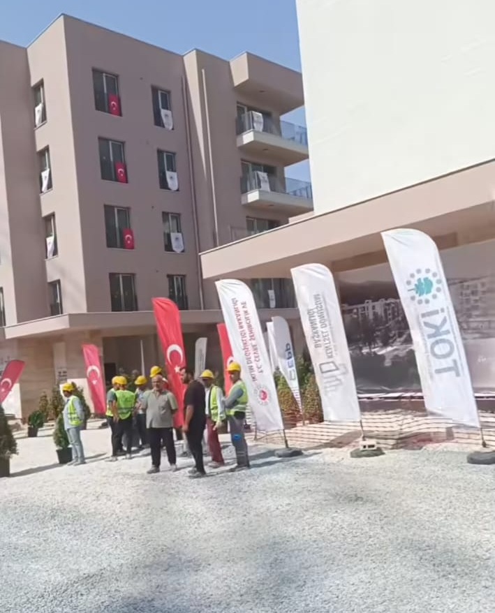 Hatay Santiye Bakan Ziyareti Sonrasi Bosaldi (6)