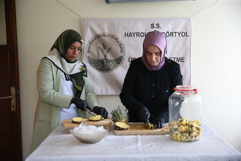 Hatay'da Kadınlar Sirke Satarak Gelir Elde Ediyor (1)