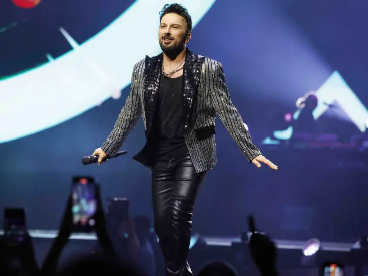 Tarkan (2)