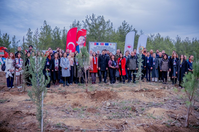 Genç İleti̇şi̇mci̇lerden Dezenformasyon Çikarmasi (2)