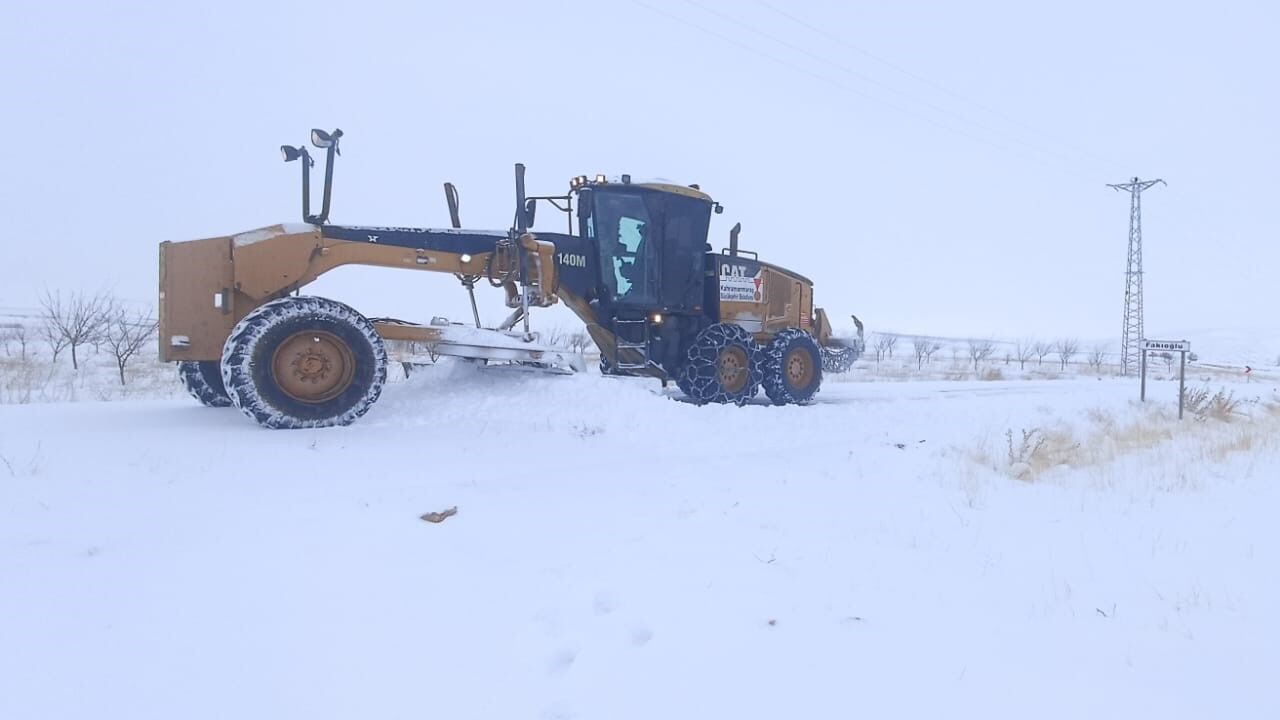 Kahramanmaraş'ın Kuzey Ilçelerinde Kar Mücadelesi