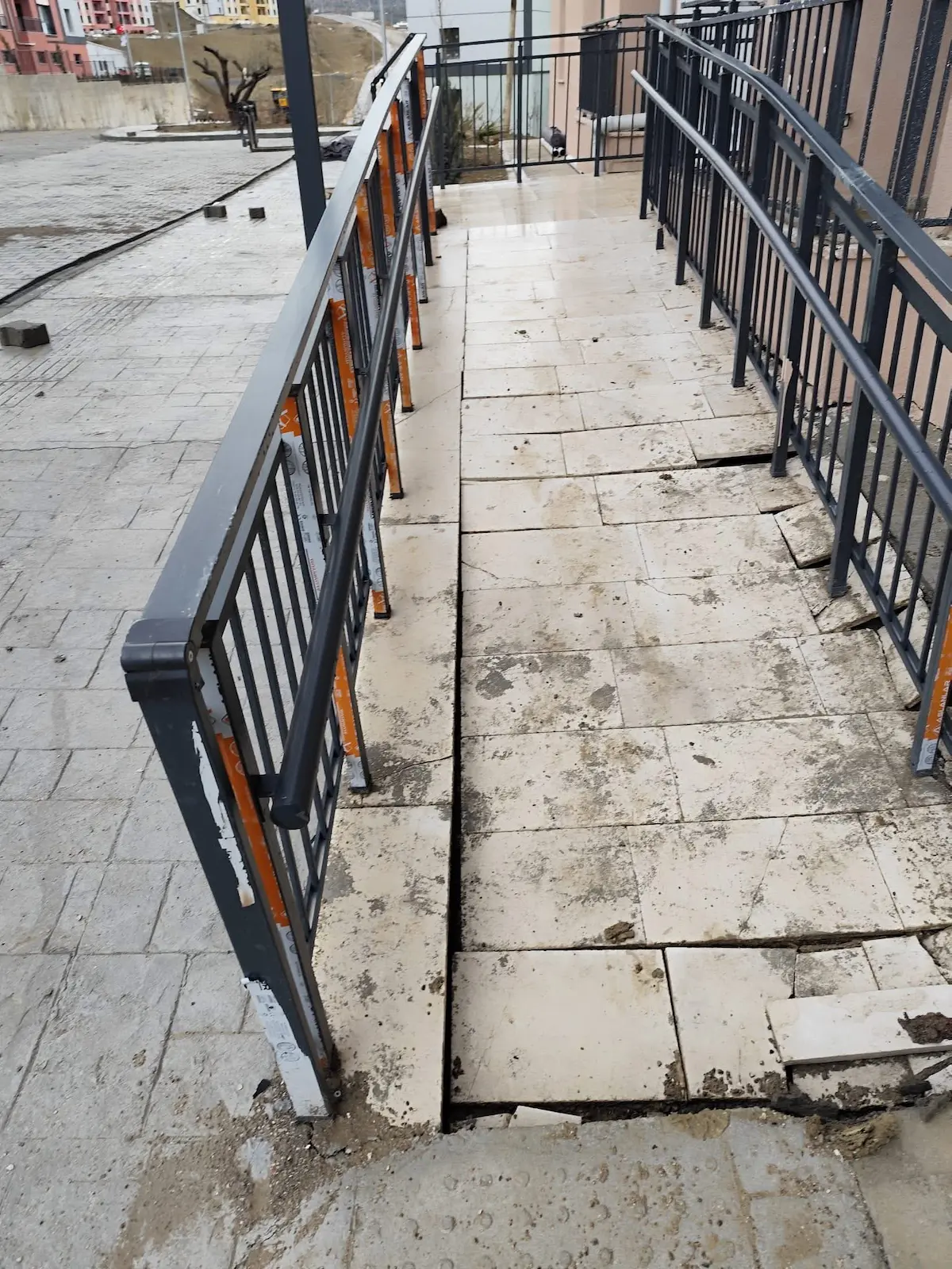 G E6Aopbc A A O X D5