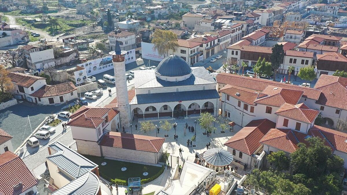 Habib I Neccar Camisi'nde 3 Yıl Aradan Sonra Ilk Cuma Namazı Kılındı