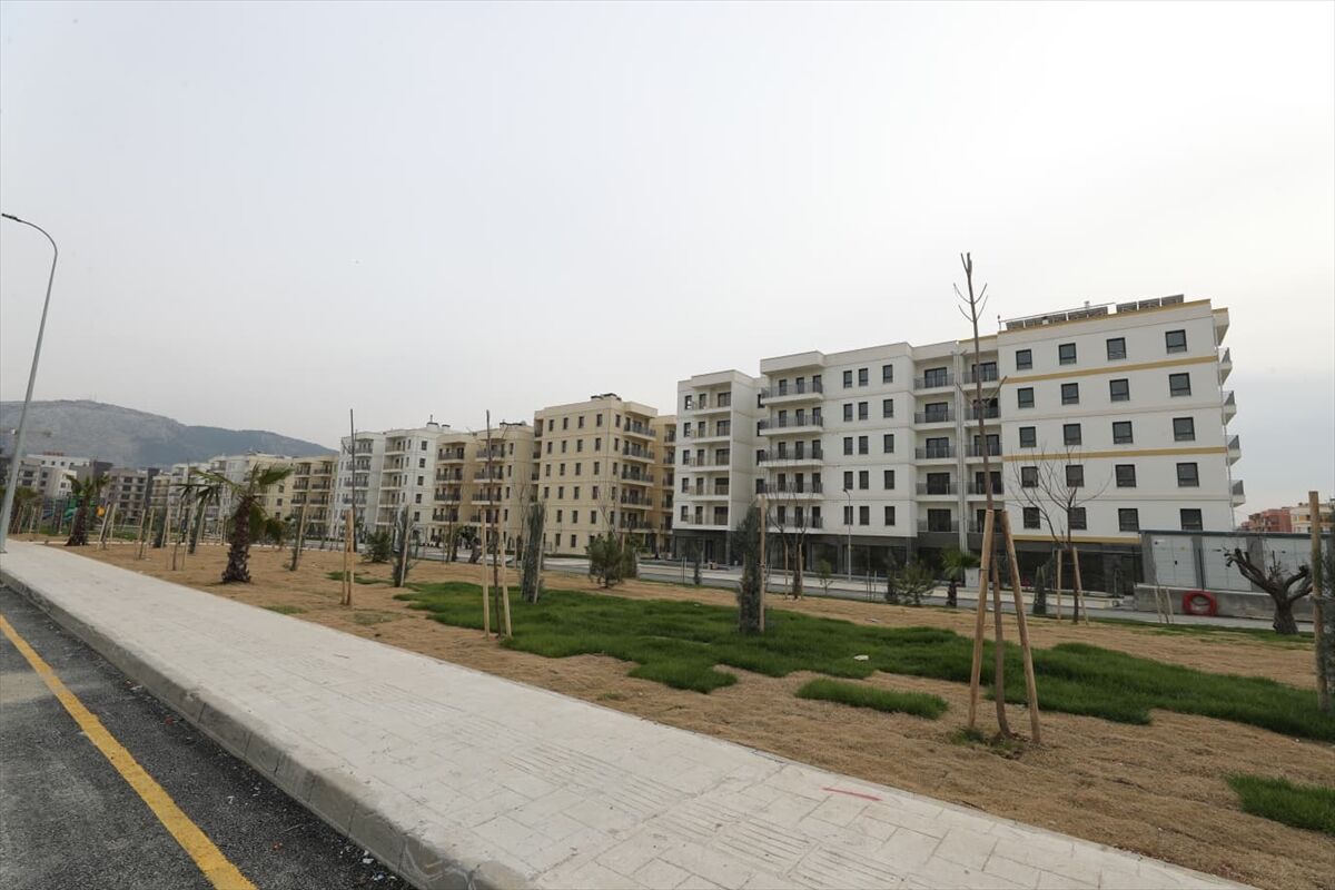 Hatay Valisi Masatlı, Antakya'daki Kentsel Dönüşüm Çalışmalarını Inceledi