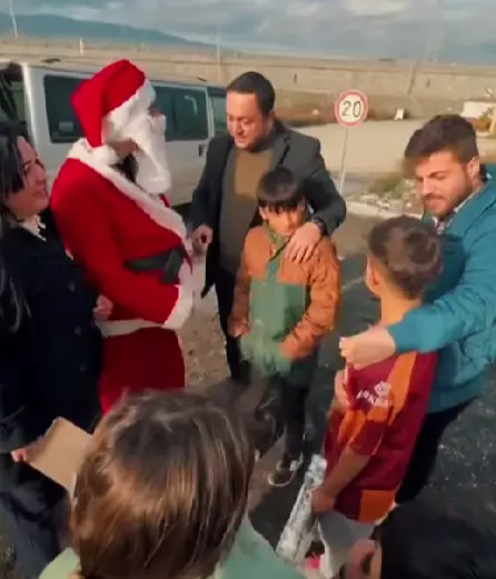 Kutlu Yenı Yıl (1)