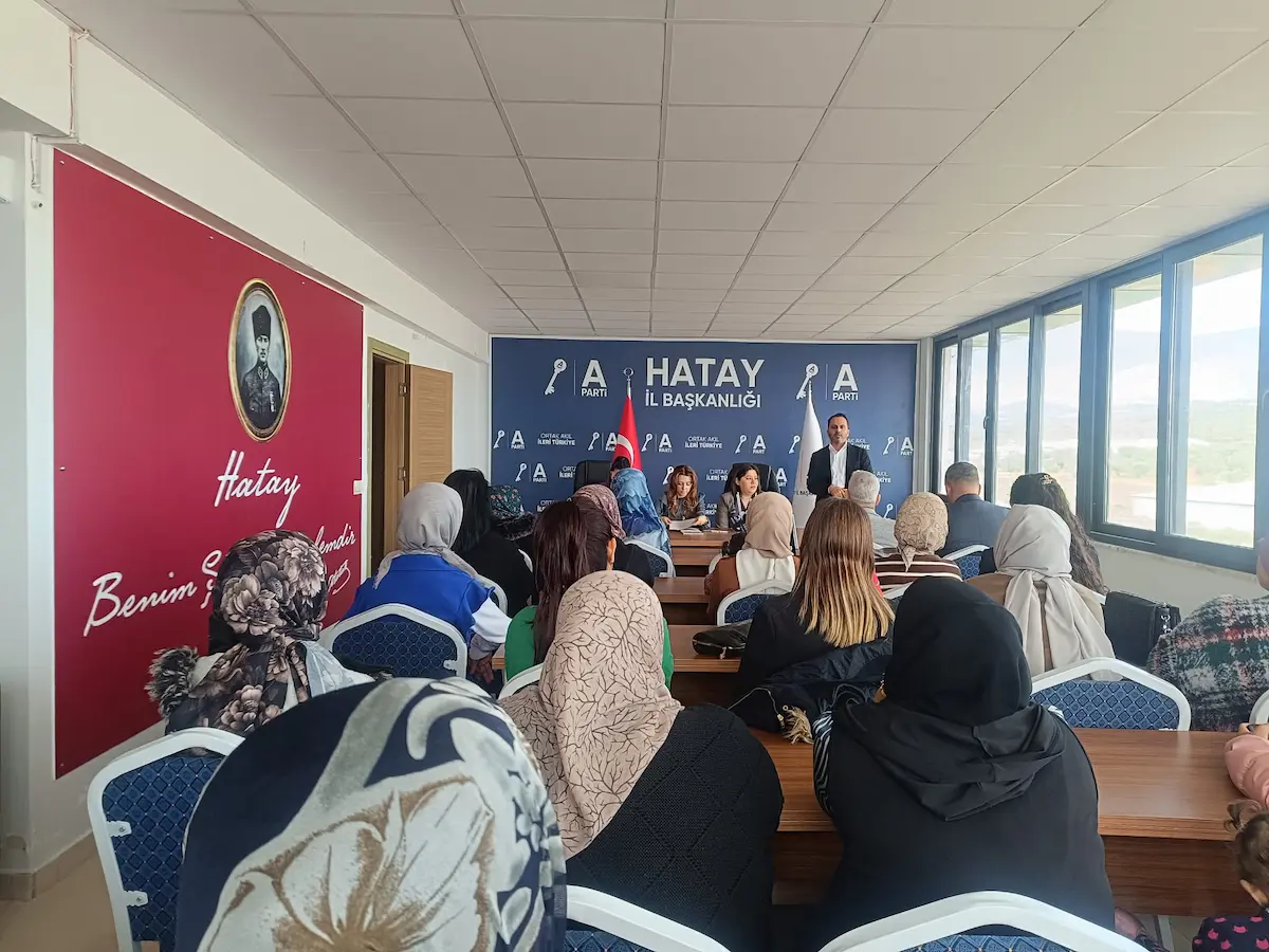 Anahtar Parti̇ (3)-6