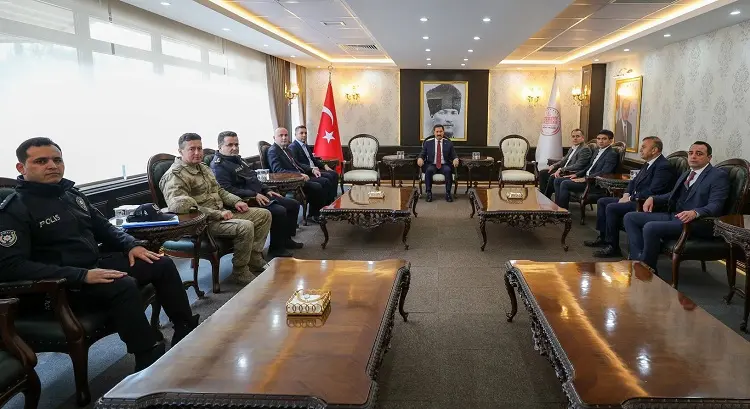 Hatay Vali̇si̇ (1)