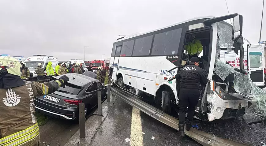 Polis Aracı Kaza (1)