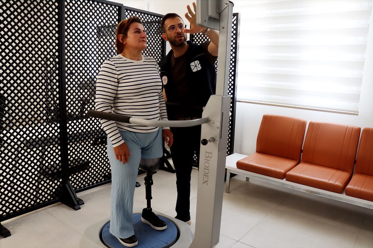 A A 20260424 41199246 41199239 T R A F I K K A Z A S I N D A S O L B A C A G I N I K A Y B E D E N K A D I N H A Y A L I N D E K I P R O T E Z E 38 Y I L S O N R A K A V U S T U