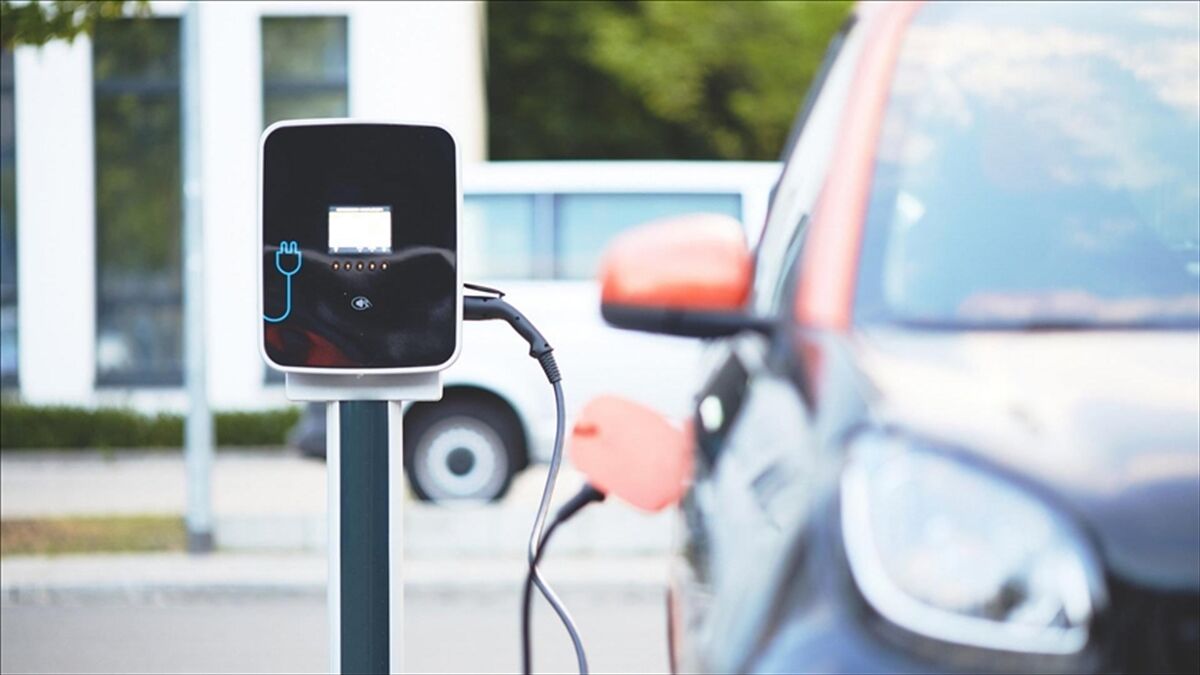Akaryakıt Fiyatlarındaki Artış Sonrası Avrupa'da Elektrikli Araç Satışları Martta Rekor Kırdı