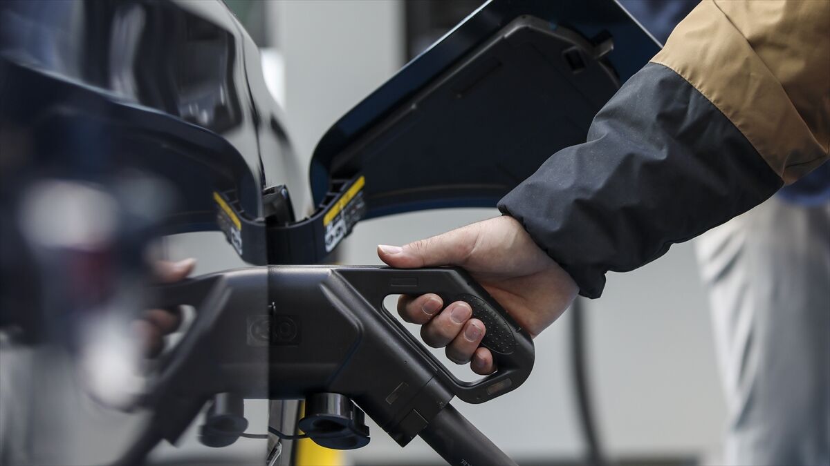 Küresel Enerji Krizi Elektrikli Ulaşım Alternatiflerini Öne Çıkarıyor
