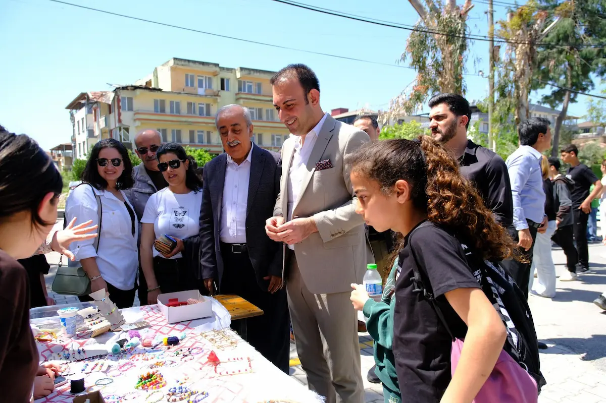 Defne Kermes (2)
