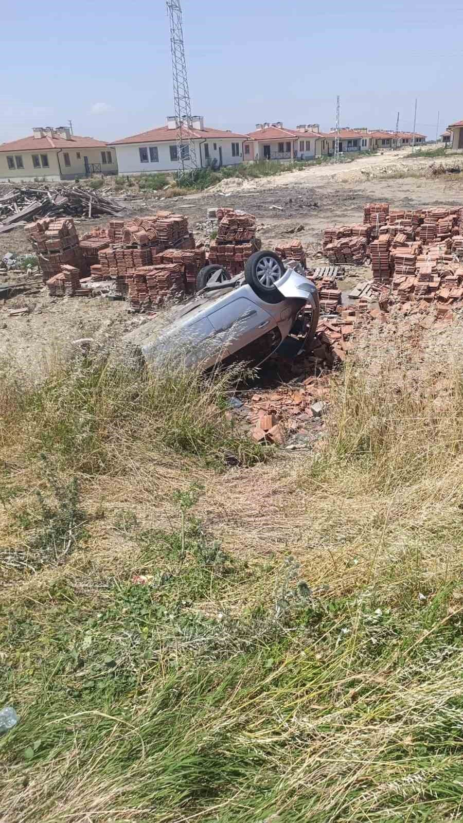Hatay'da Motosiklete Çarpan Otomobil Takla Attı: 1 Ölü, 1 Yaralı