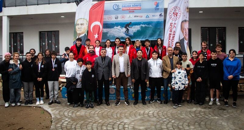 Samandağ Türkiye’nin Sörf Merkezi Oldu Hataylı Sporcular Zirvede (2)