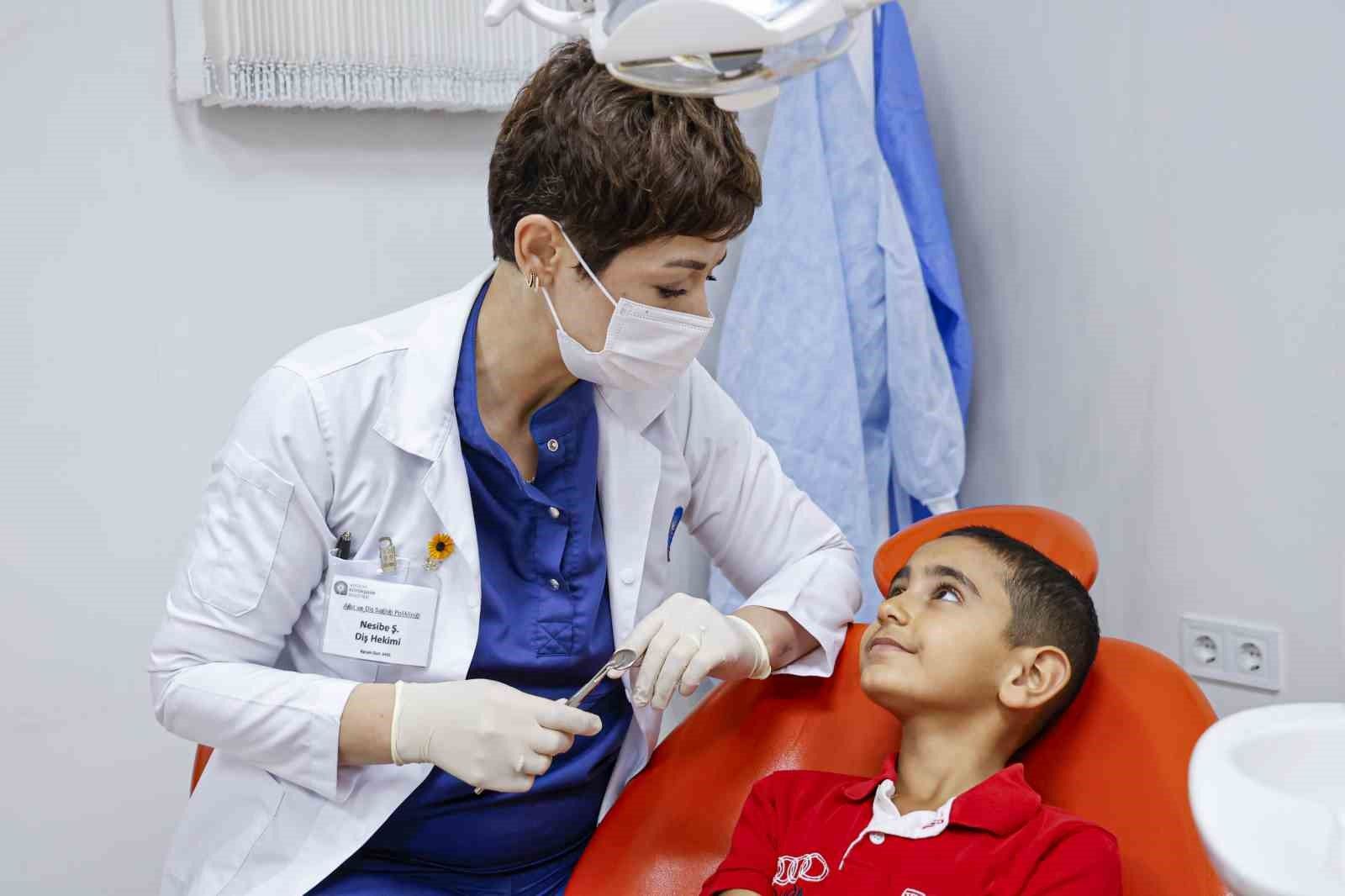Büyükşehir'den Ağız Ve Diş Sağlığına Ücretsiz Dokunuş