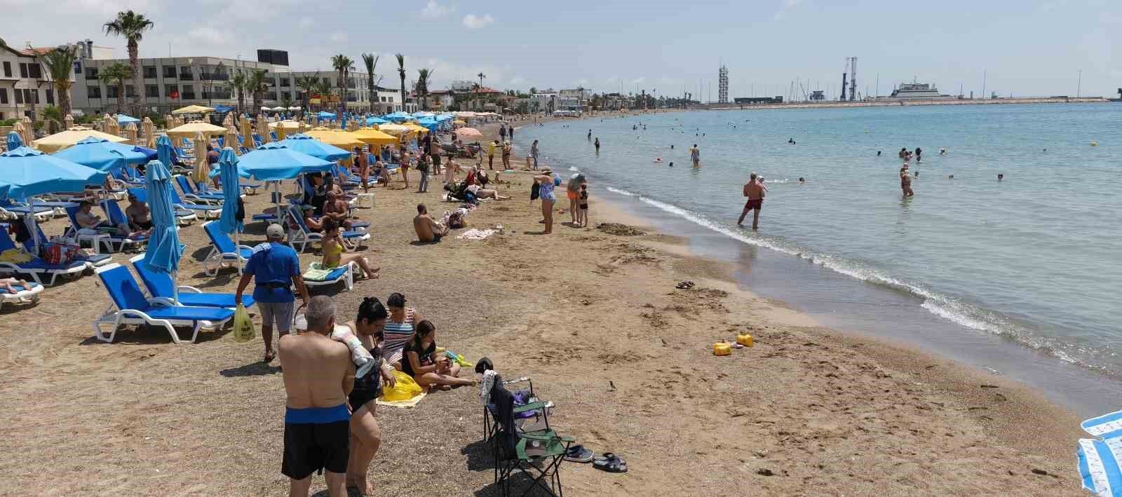 Mersin'de Deniz Sezonu Başladı: Rus Uçuşlarının Iptali Bölge Turizmini Etkiledi