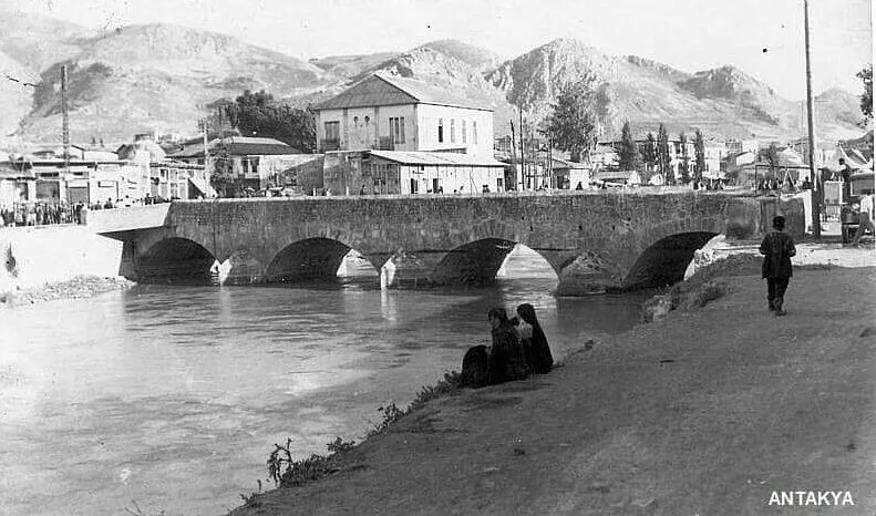 Tarihi Ata Köprüsü (1)