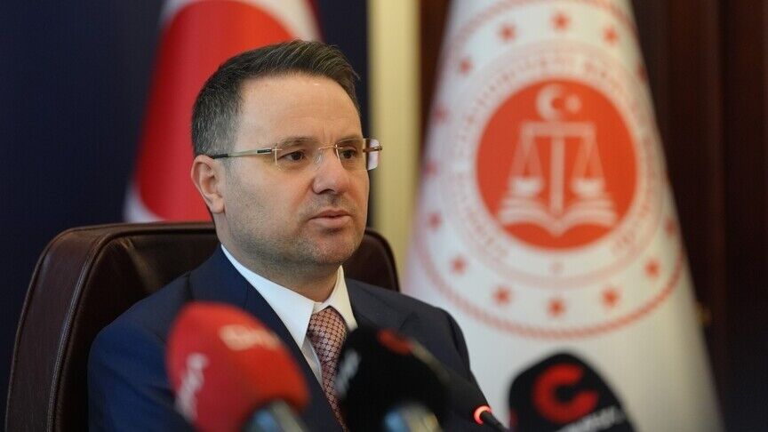 Bakan Gürlek, Hakim Ve Savcı Yardımcılığı Yazılı Yarışma Sınavı Mülakat Sonuçlarını Açıkladı