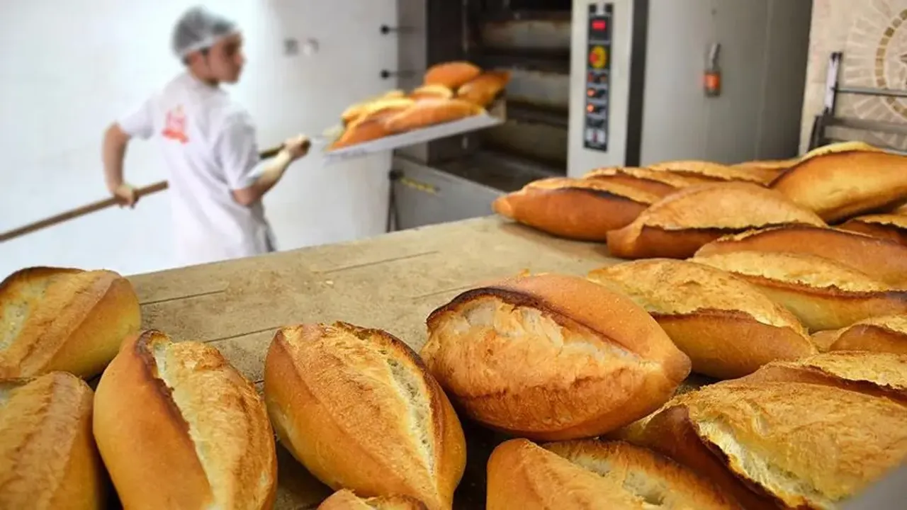 Hatay’da Ekmek 20 TL’ye Mi Çıkıyor? Zam Talebi Gündemde