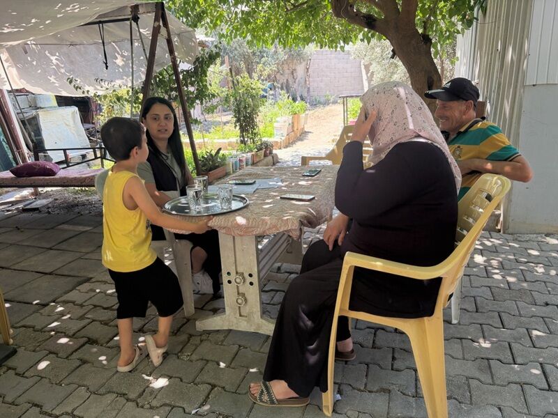 Yardımlar Tek Tek Evlere Ulaştırılıyor (2)