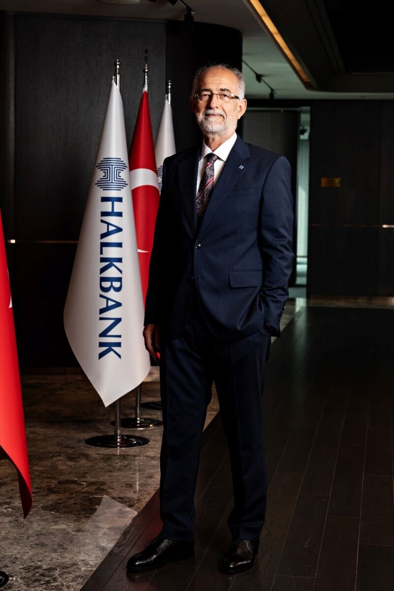 Halkbank Üreten Kadınlar Yarışması'nın Yeni Dönem Başvuruları Başladı