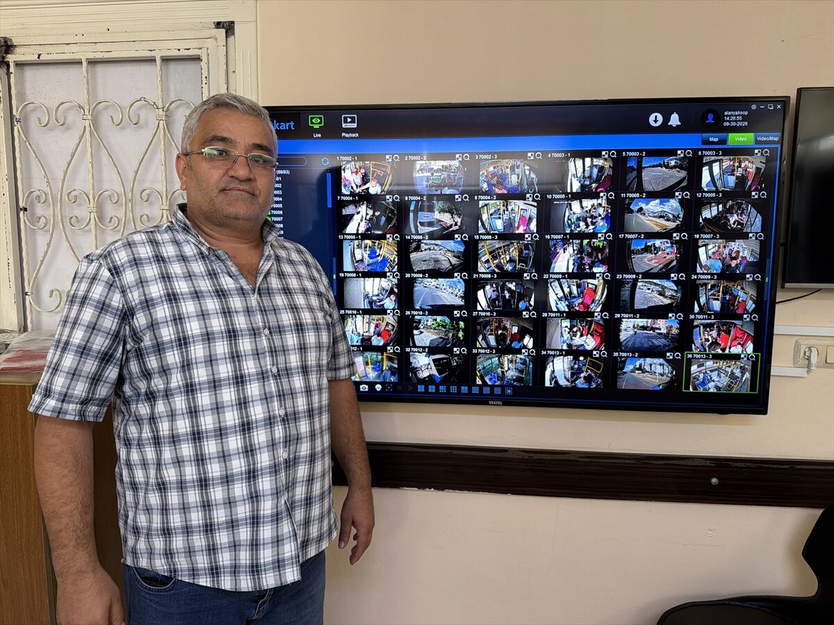 Alanya'da halk otobüsleri 'tebdilikıyafet' ile denetlendi