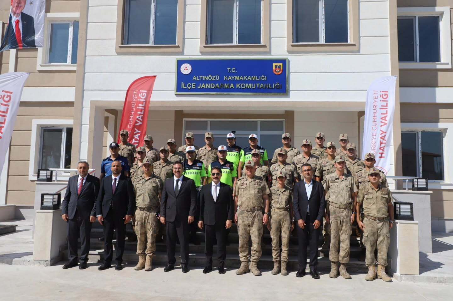 Altınözü İlçe Jandarma Komutanlığı Yeni Hizmet Binasına Kavuştu