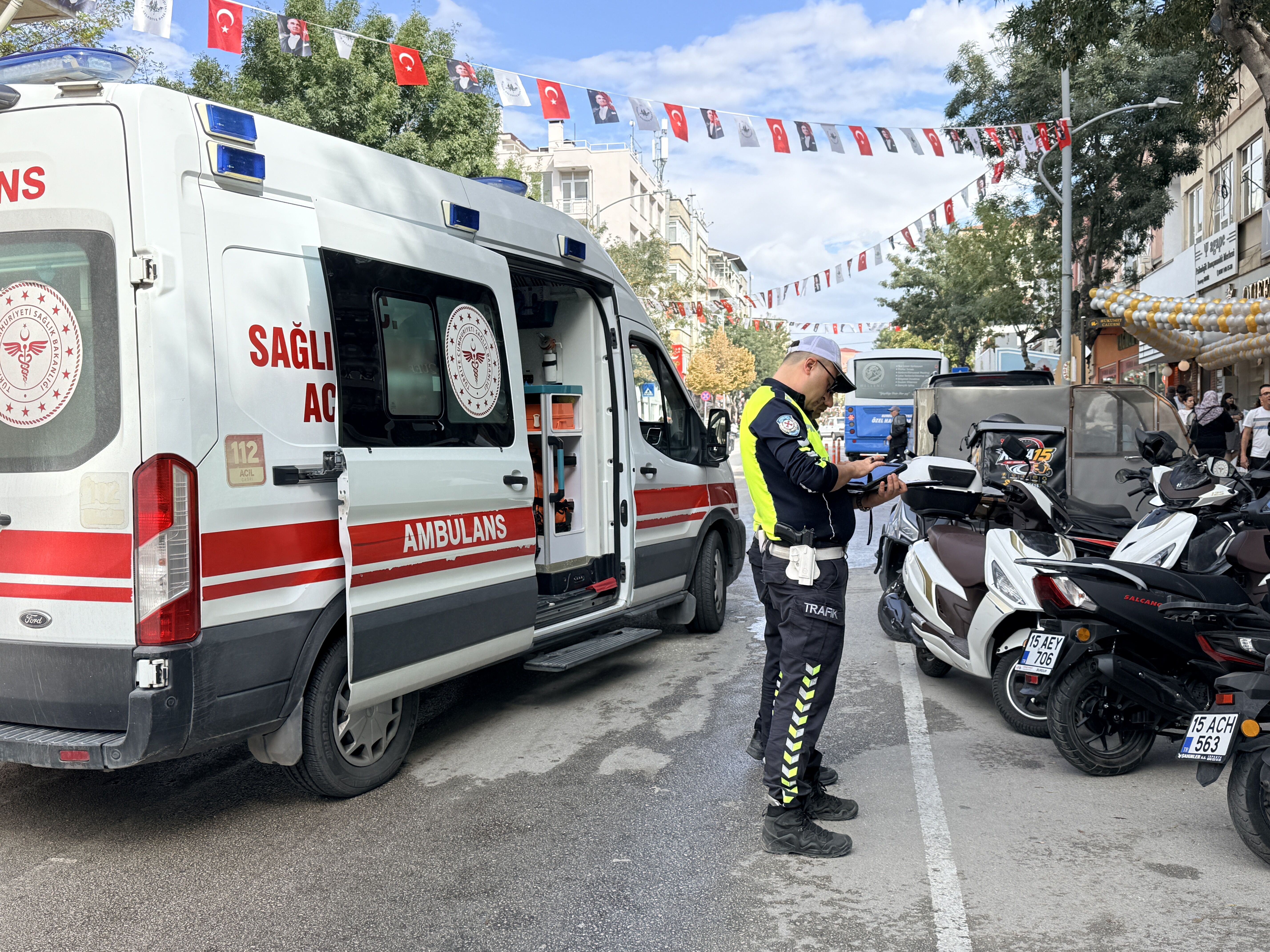 Burdur'da motosikletten düşen sürücü yaralandı