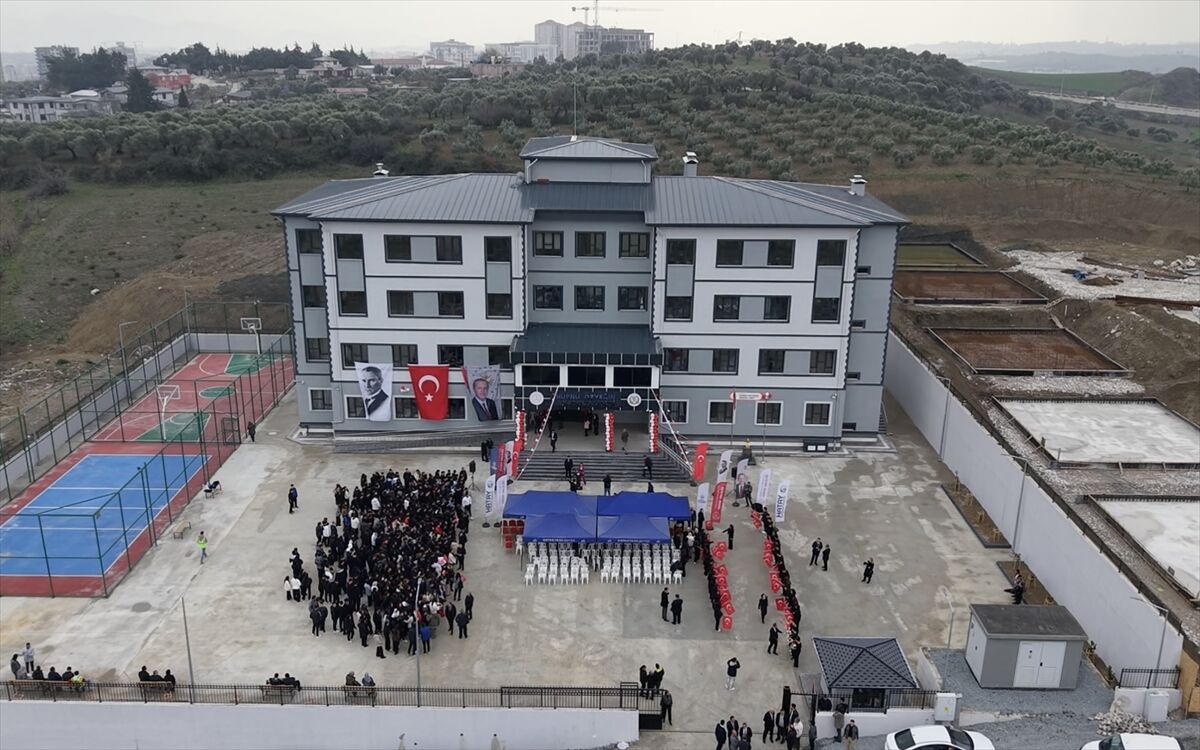 Hatay’da 1556 Okulda Ders Zili Çaldı: 360 Bin Öğrenci Dersbaşı Yaptı