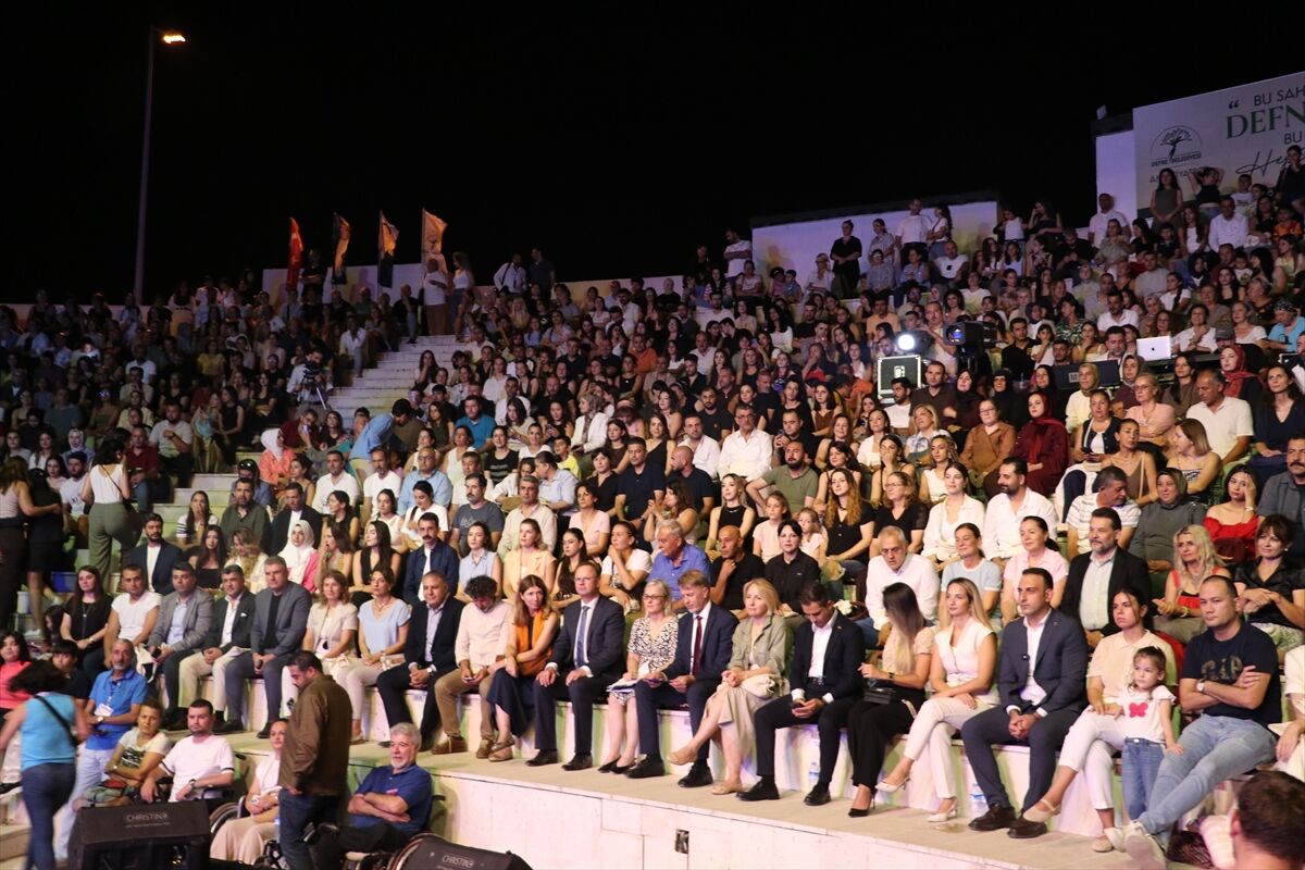Karsu, Hatay'da Ab'nin Dayanışma Konserinde Sahne Aldı (2)