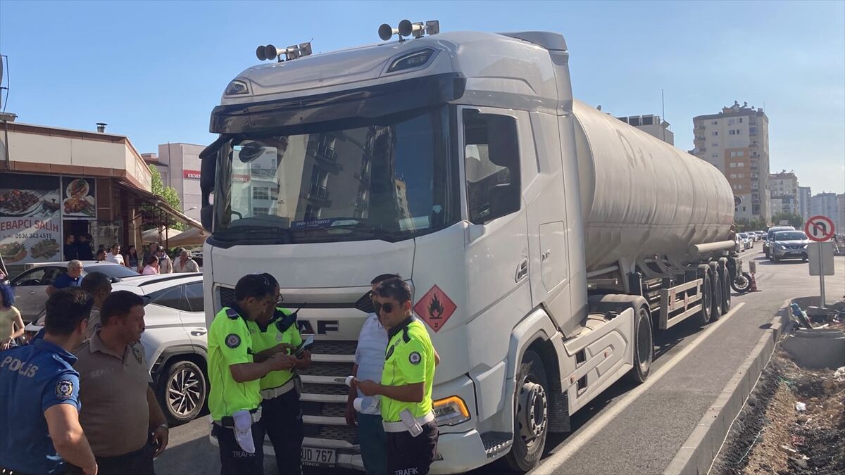 Mersin'de tankerin çarptığı kadın yaşamını yitirdi