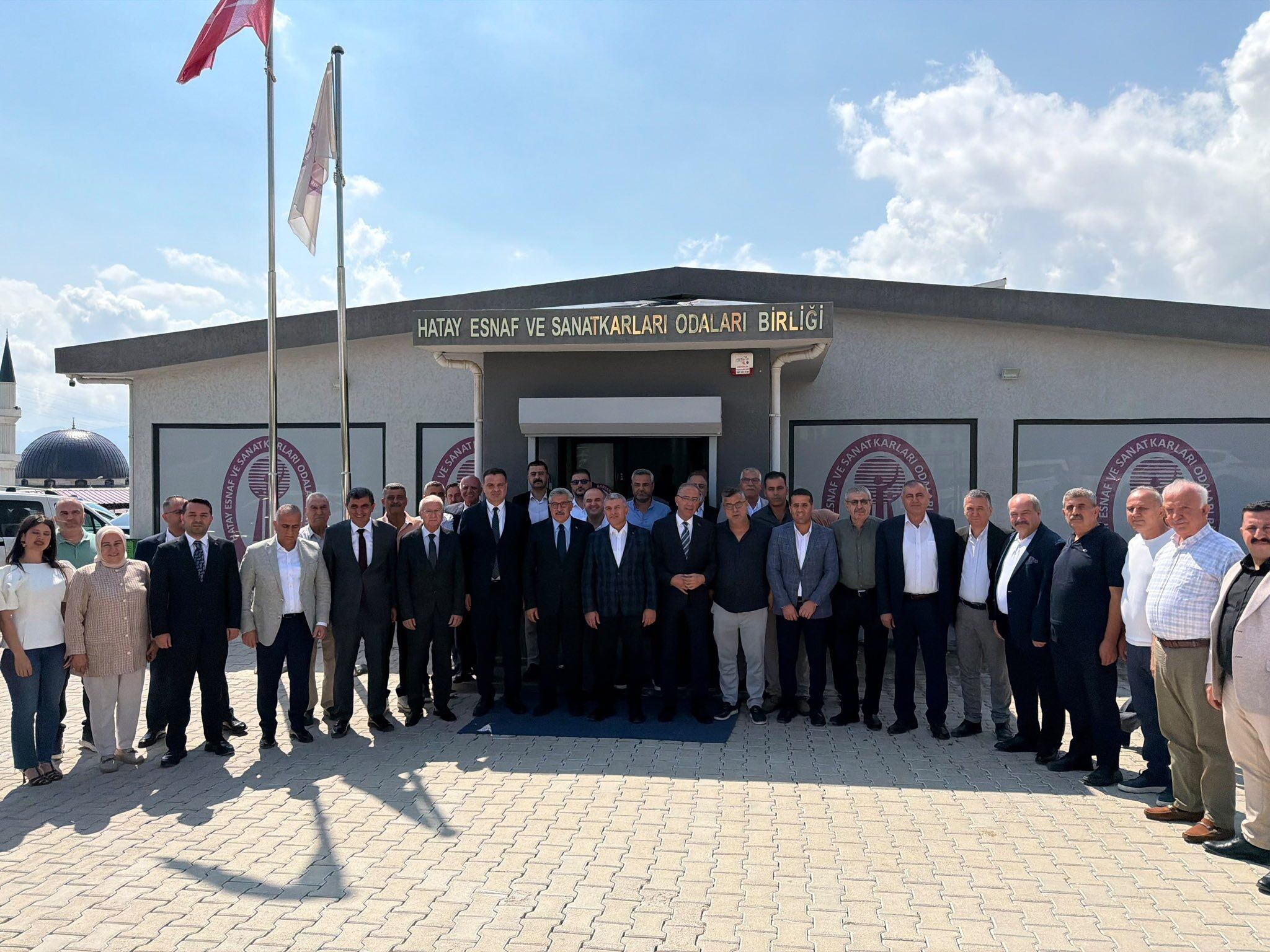Yayman ve AK Parti Heyetinden HESOB’a Ziyaret: Hatay Esnafının Talepleri Görüşüldü