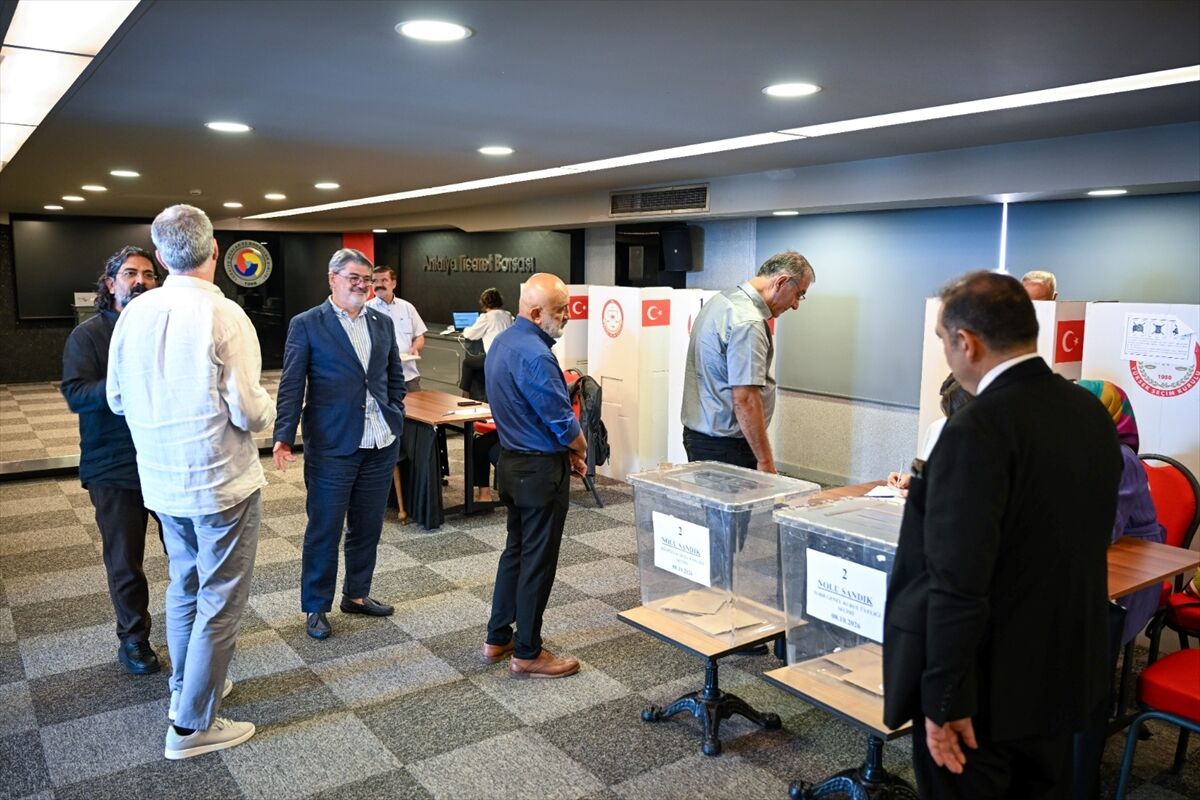 Antalya Ticaret Borsası Başkanlığına Çandır yeniden seçildi