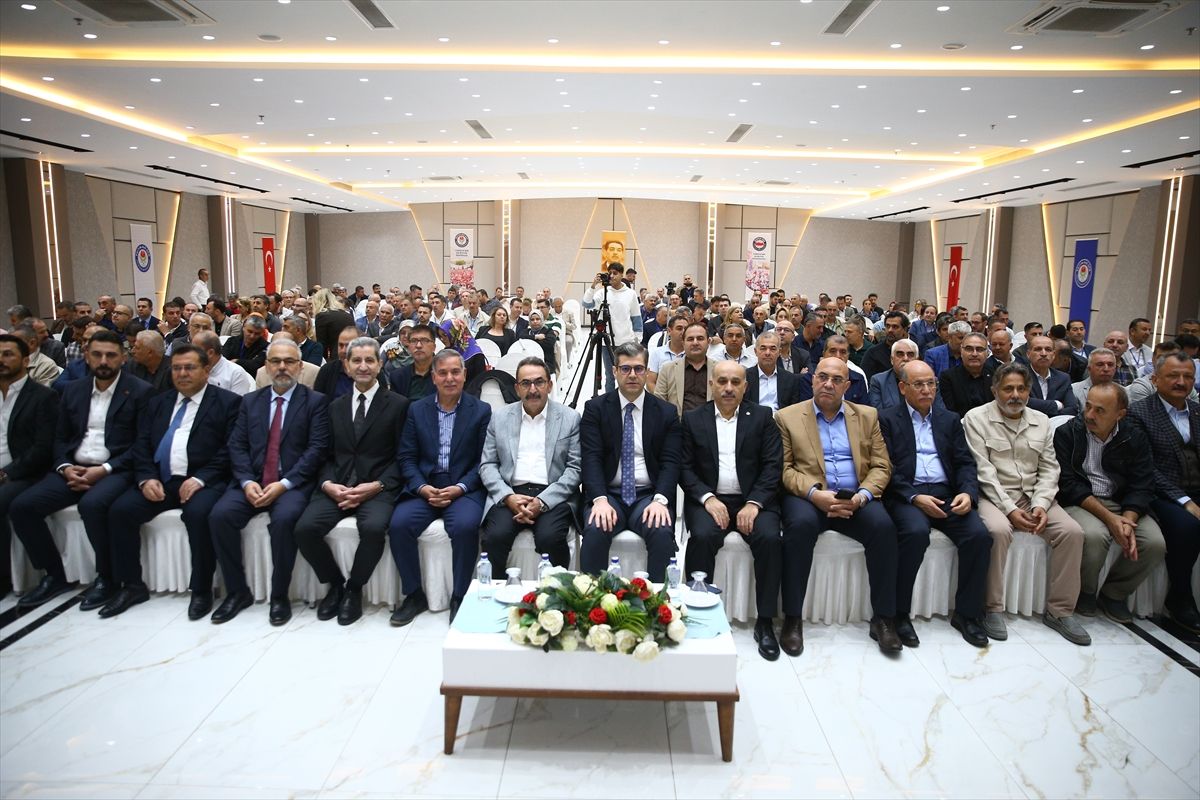 Eğitim-Bir-Sen Adana Şube Başkanlığına yeniden Mustafa Sarıgeçili seçildi