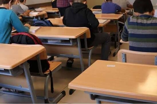 Saldırı Okul Ders Eğitim (2)