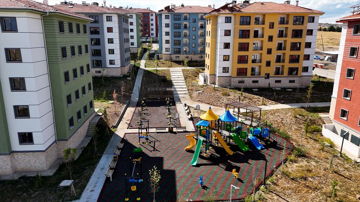 Toki̇, 9 Ayda 83 Bin 504 Sosyal Konut Inşa Etti