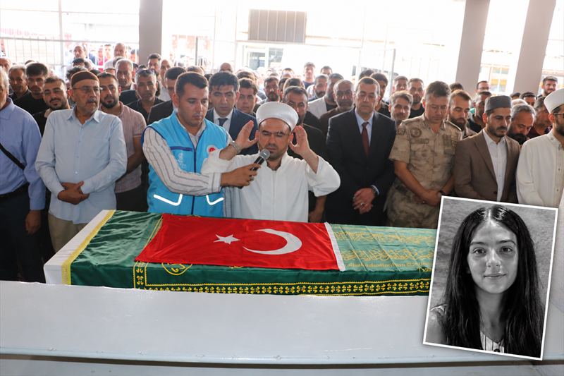 Hatay’da Saliha Miray’a acı veda: Kardeşinin yanına defnedildi