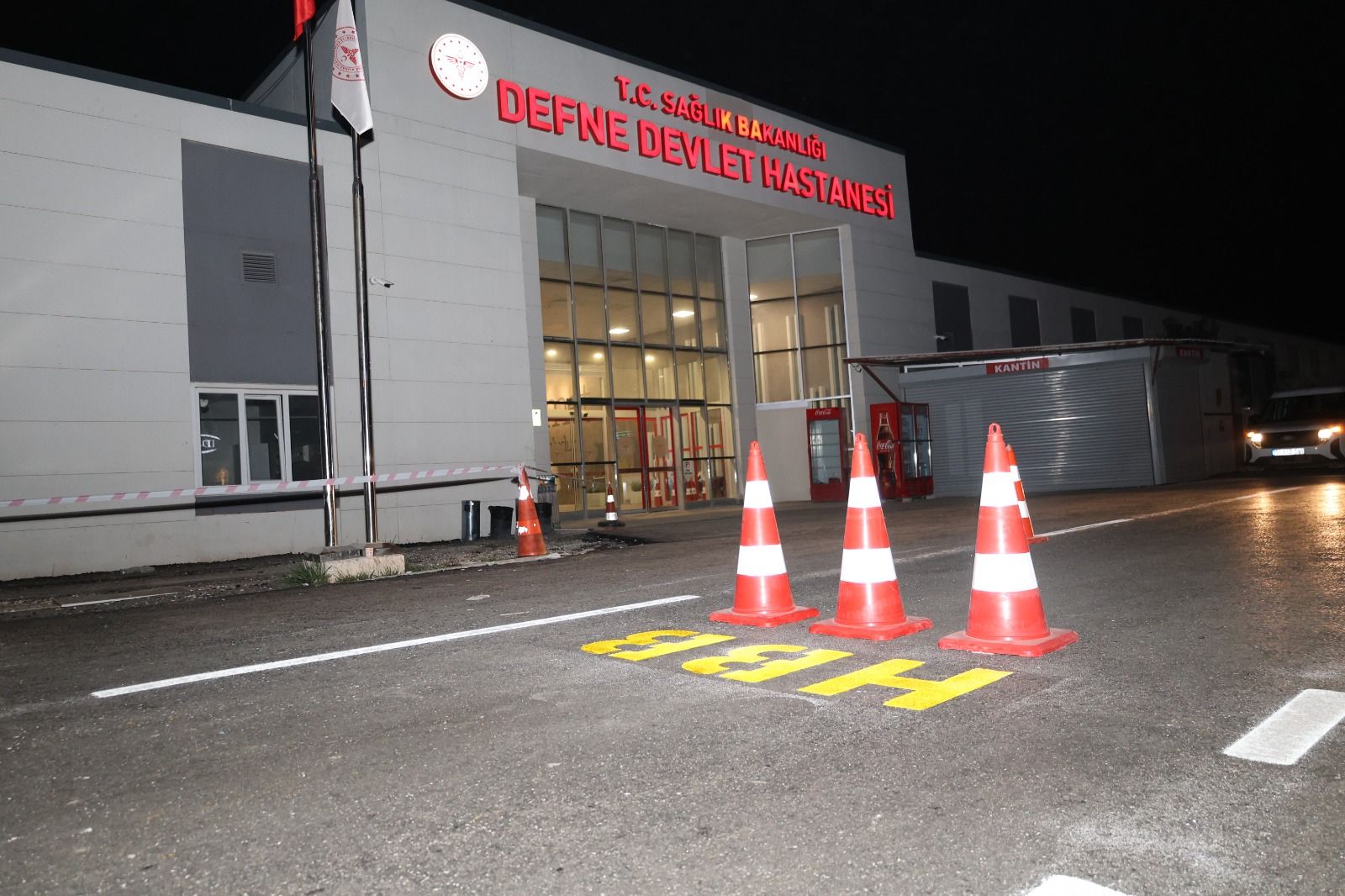 Defne'de Hastane Ulaşımını Kolaylaştıracak Yol Çalışması: Beton Asfalt Serildi