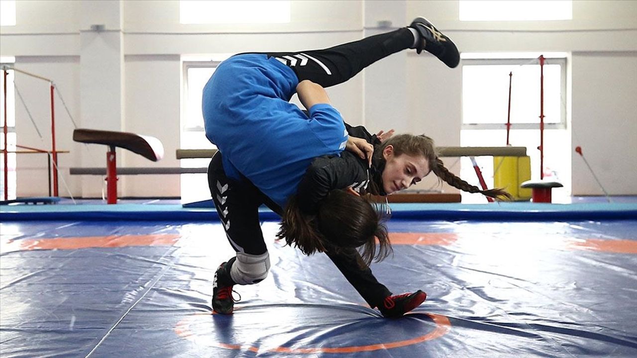 Devlet korumasında yetişen milli güreşçi Şeyma Tağtekin, Avrupa şampiyonluğu için ter döküyor